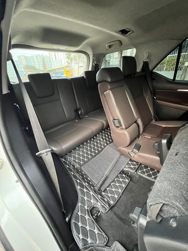 Second-hand 2019 Toyota Fortuner 2.8 2WD MT BSIV for sale in Pune-14