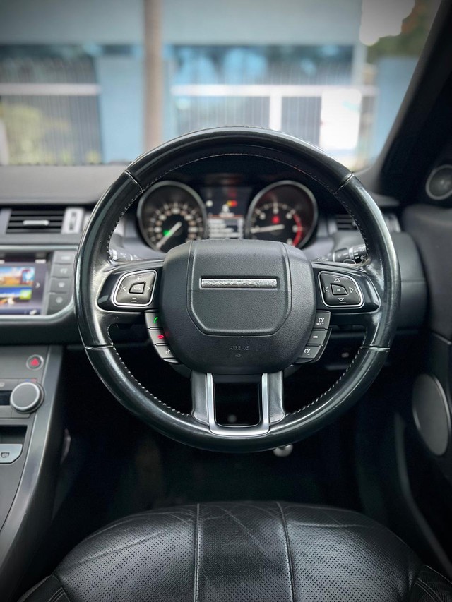 Second-hand 2018 Land Rover Range Rover Evoque 2.0 TD4 HSE for sale in Pune-5