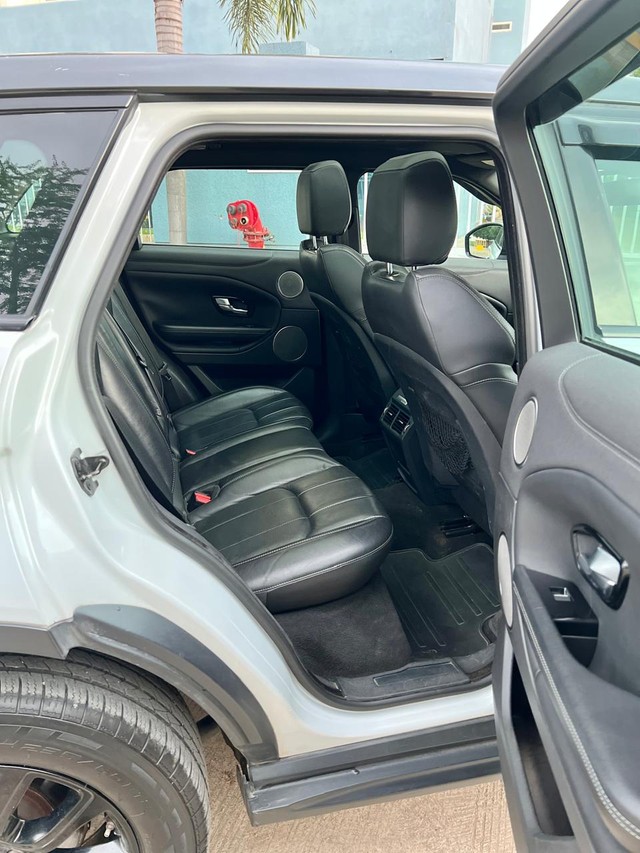 Second-hand 2018 Land Rover Range Rover Evoque 2.0 TD4 HSE for sale in Pune-11