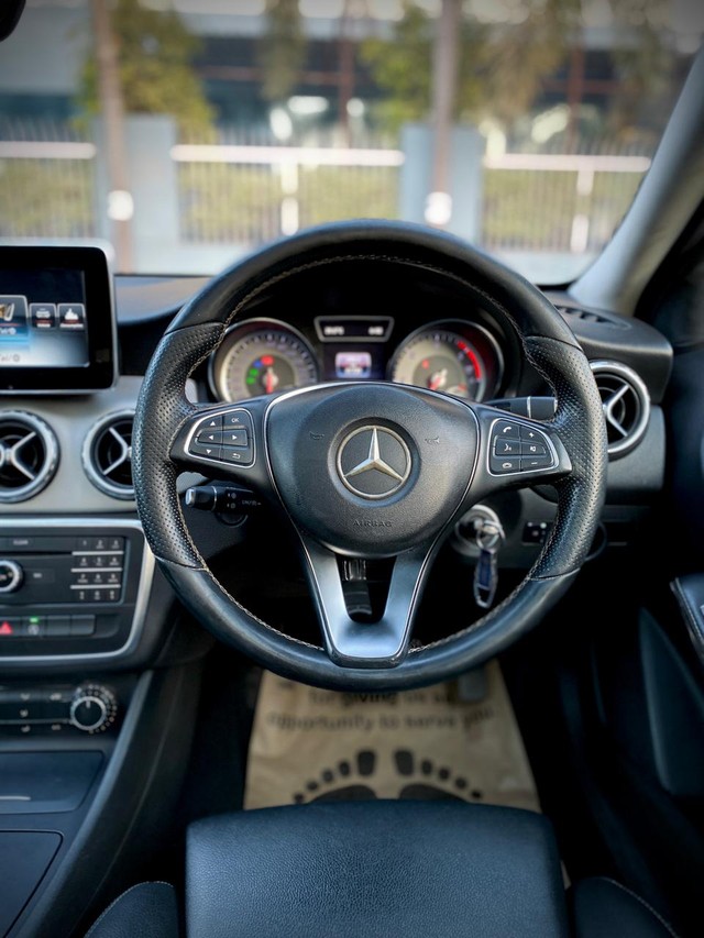 Second-hand 2016 Mercedes-Benz GLA Class 200 CDI for sale in Pune-16