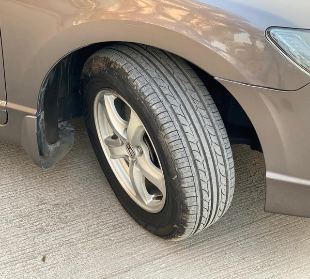 Second-hand 2012 Honda Civic 1.8 V AT for sale in Pune-6