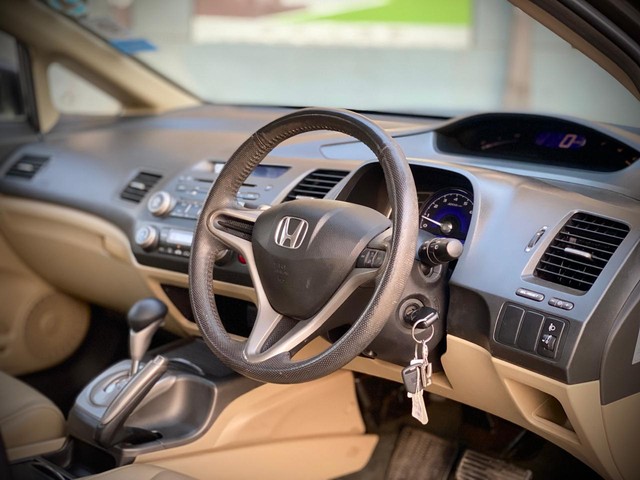 Second-hand 2012 Honda Civic 1.8 V AT for sale in Pune-14