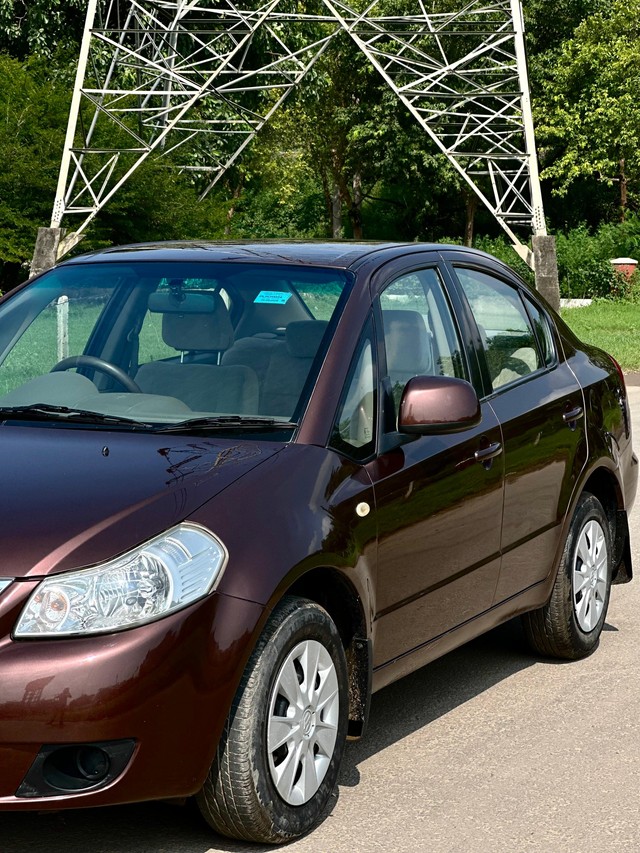 Second-hand 2010 Maruti SX4 VXI for sale in Chandigarh-5