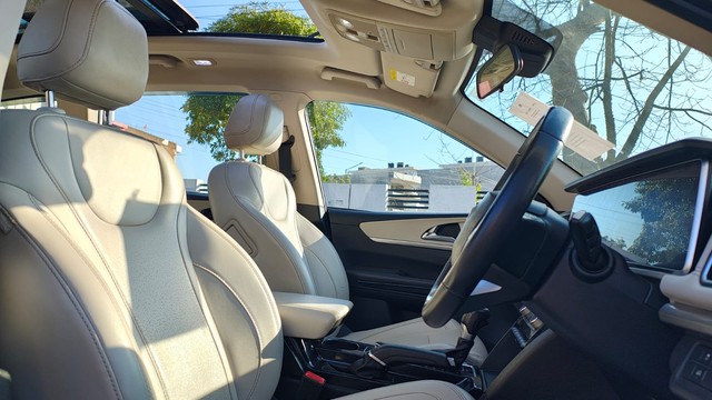 Second-hand 2021 Mahindra XUV700 AX7 BSVI for sale in Chandigarh-4