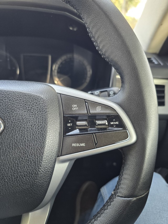 Second-hand 2018 Mahindra Alturas G4 4X2 AT BSIV for sale in Chandigarh-6