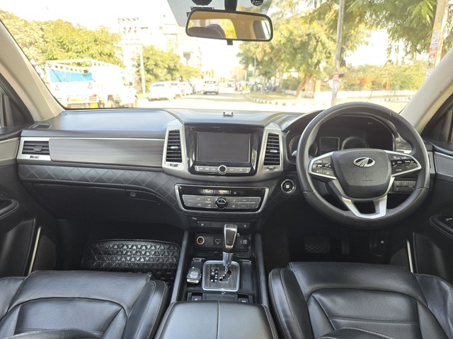 Second-hand 2018 Mahindra Alturas G4 4X2 AT BSIV for sale in Chandigarh-4