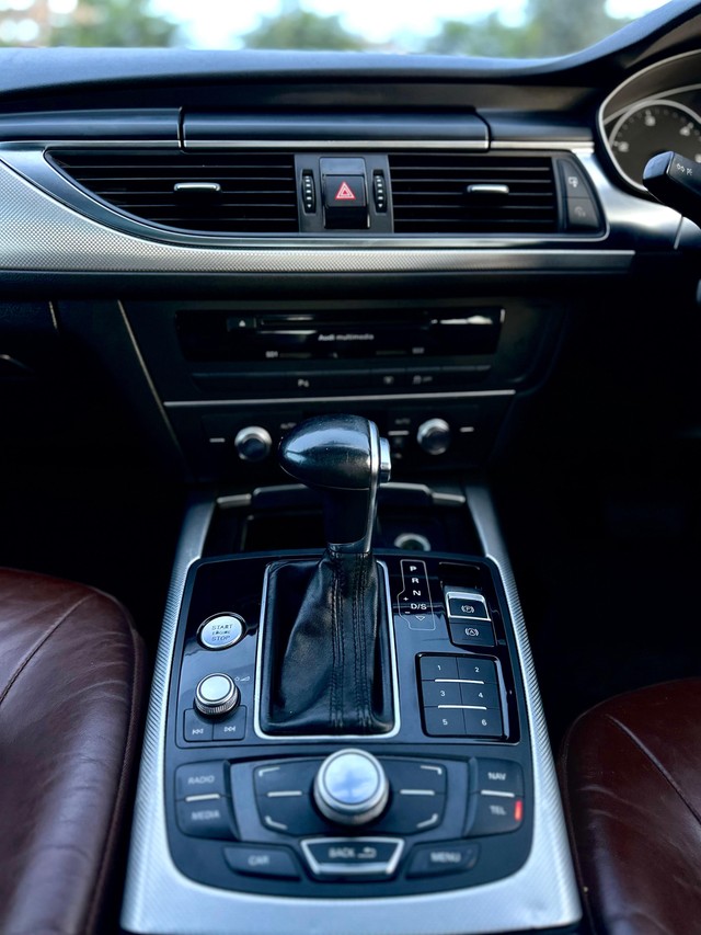 Second-hand 2011 Audi A6 2.0 TDI for sale in Chandigarh-6