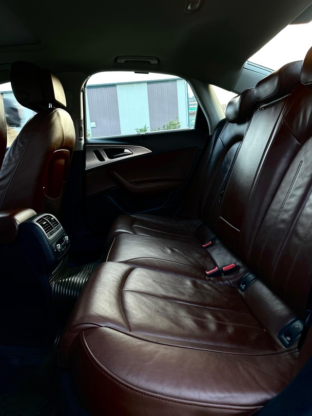 Second-hand 2011 Audi A6 2.0 TDI for sale in Chandigarh-7