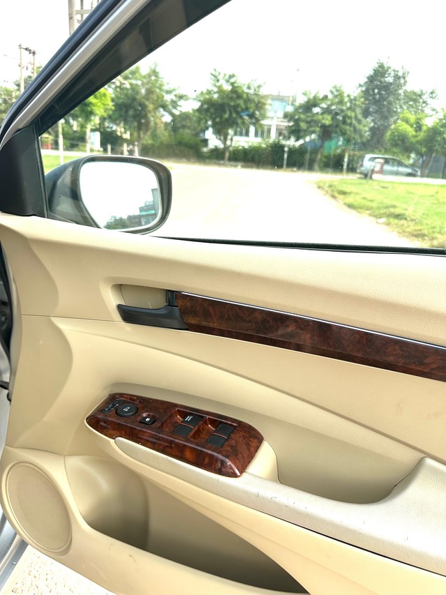 Second-hand 2011 Honda City S for sale in Chandigarh-4