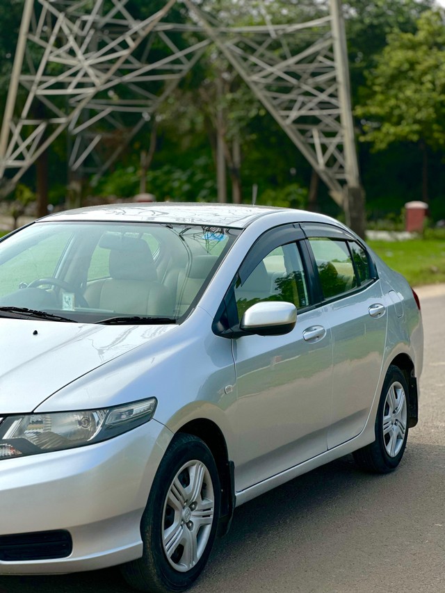 Second-hand 2011 Honda City S for sale in Chandigarh-6