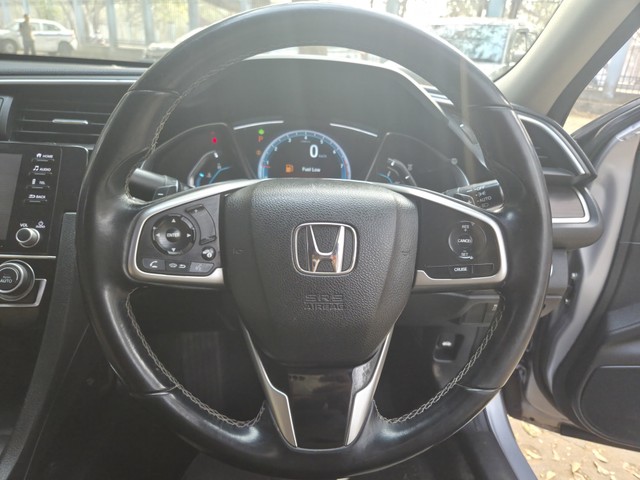 Second-hand 2019 Honda Civic ZX for sale in Kolkata-11