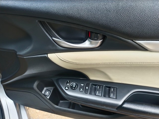 Second-hand 2019 Honda Civic ZX for sale in Kolkata-15
