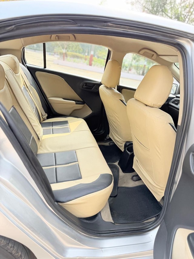 Second-hand 2014 Honda City i VTEC S for sale in Vadodara-6