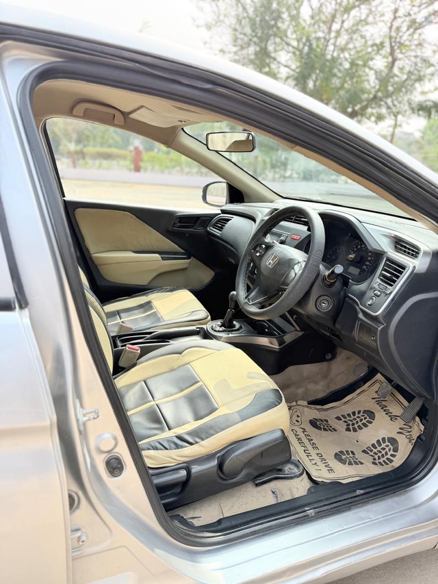 Second-hand 2014 Honda City i VTEC S for sale in Vadodara-7