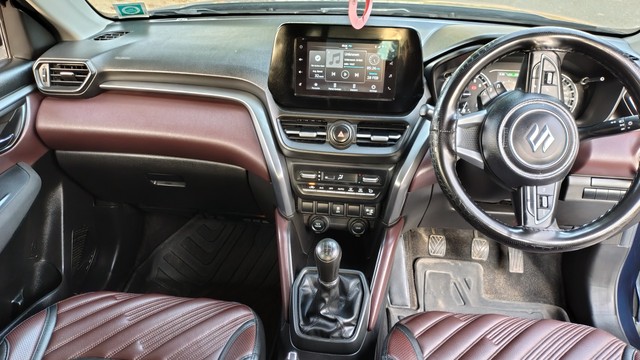 Second-hand 2023 Maruti Suzuki Grand Vitara Delta CNG 2 Airbag for sale in New Delhi-10