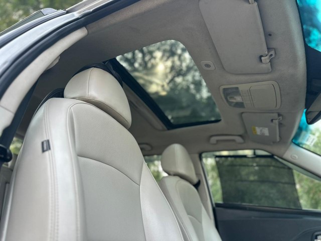 Second-hand 2019 Mahindra XUV300 W8 Option BSVI for sale in Ghaziabad-4