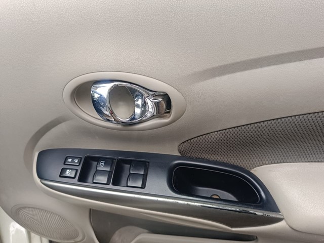 Second-hand 2013 Renault Scala RxL for sale in Mumbai-13