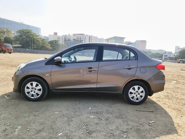 Second-hand 2016 Honda Amaze S AT i-Vtech for sale in Mumbai-3