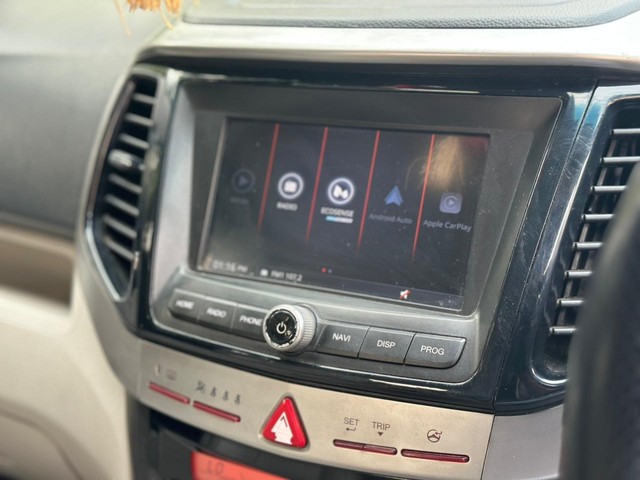Second-hand 2019 Mahindra XUV300 W8 Option BSVI for sale in Ghaziabad-7