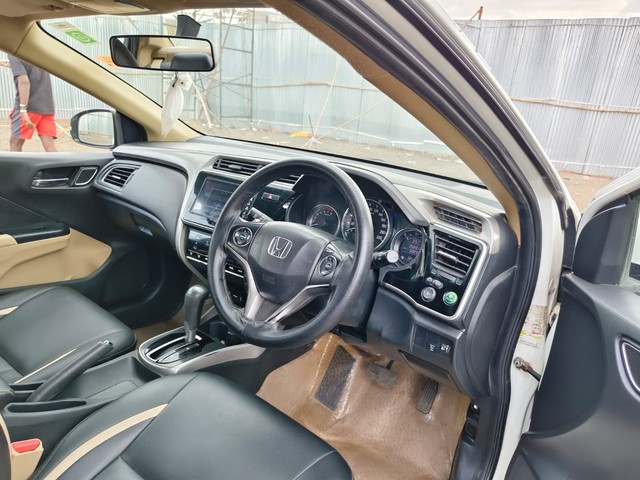 Second-hand 2017 Honda City i-VTEC CVT V for sale in Mumbai-10