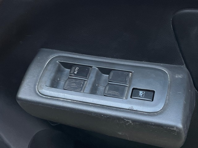 Second-hand 2021 Maruti Suzuki Swift LXI for sale in Ghaziabad-15