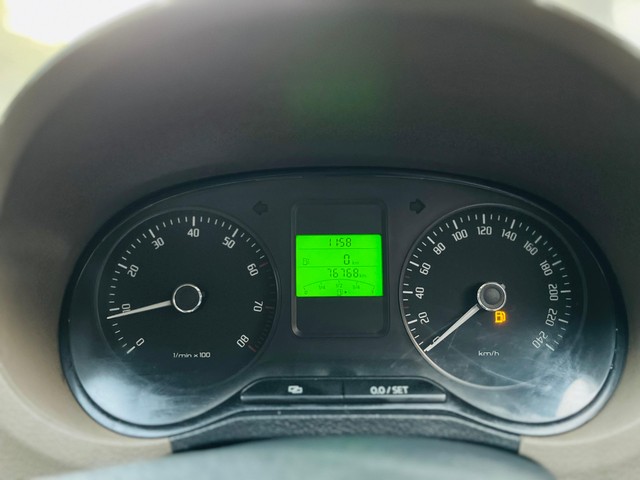 Second-hand 2012 Skoda Rapid 1.6 MPI Elegance for sale in Nagpur-12