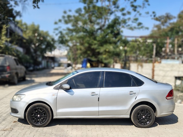 Second-hand 2011 Volkswagen Vento Petrol Trendline for sale in Nagpur-3
