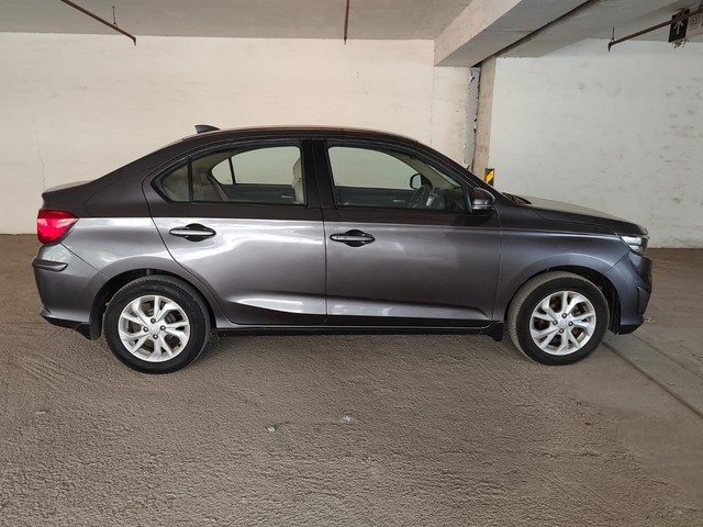 Second-hand 2018 Honda Amaze V CVT Petrol BSIV for sale in Mumbai-1