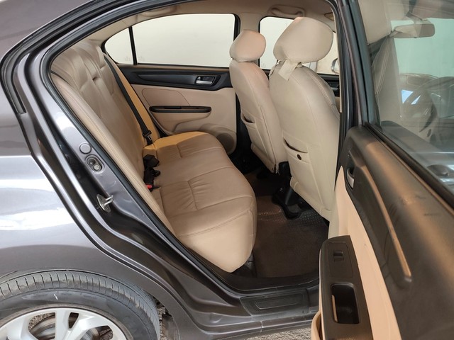 Second-hand 2018 Honda Amaze V CVT Petrol BSIV for sale in Mumbai-12