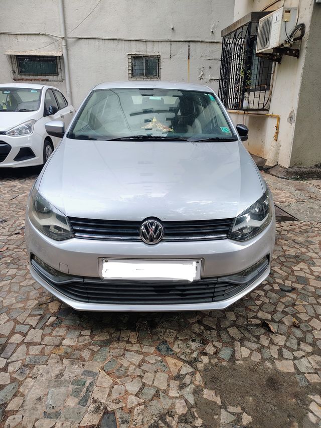 Volkswagen Polo 1.2 MPI Comfortline Second-hand 2014 Volkswagen Polo 1.2 MPI Comfortline for sale in Mumbai