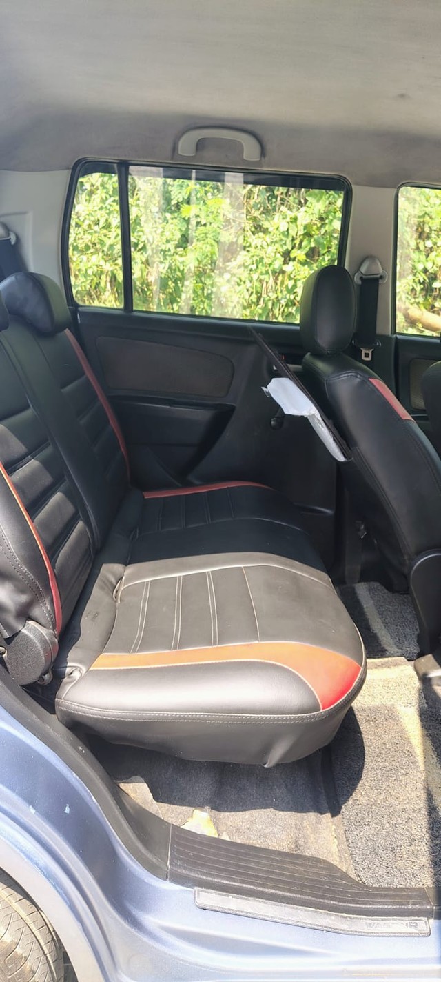 Second-hand 2014 Maruti Suzuki Wagon R LXI CNG for sale in Mumbai-4