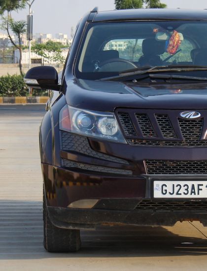 2013 Mahindra XUV500 W8 2WD