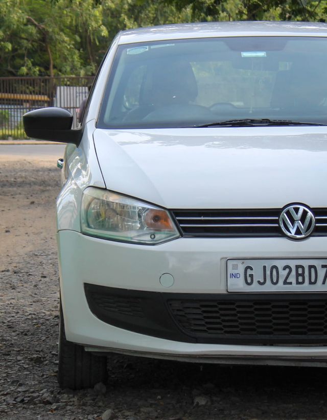 Volkswagen Polo पेट्रोल Trendline 1.2L Second-hand 2012 Volkswagen Polo पेट्रोल Trendline 1.2L for sale in Ahmedabad