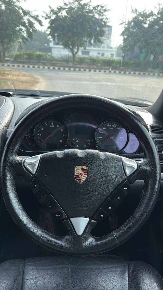 Second-hand 2009 Porsche Cayenne S for sale in Chandigarh-4