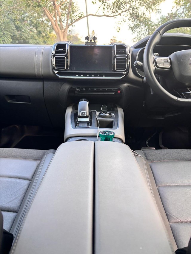 Second-hand 2021 Citroen C5 Aircross Shine for sale in Hyderabad-6