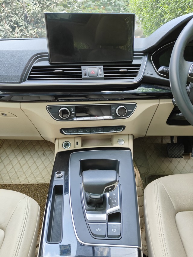 Second-hand 2022 Audi Q5 Technology BSVI for sale in Hyderabad-12