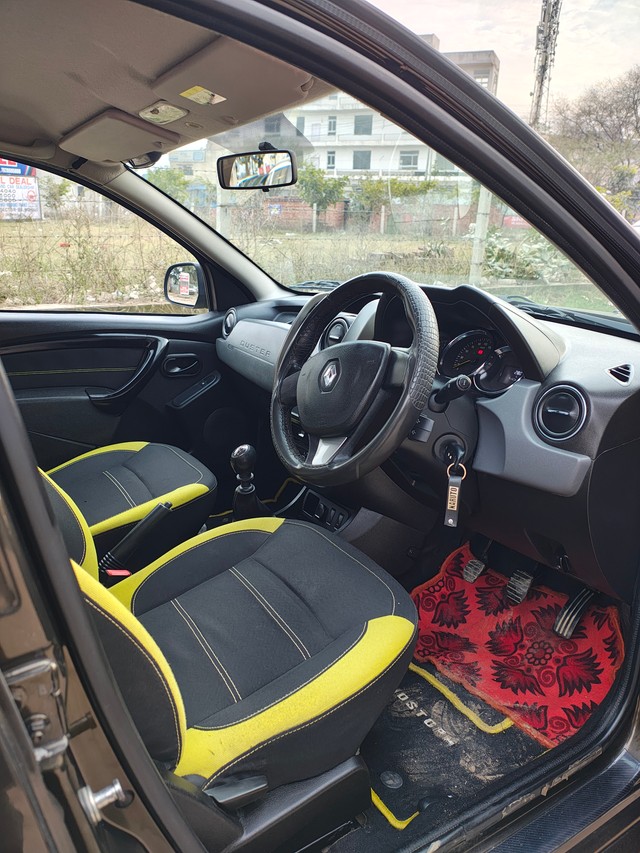 Second-hand 2017 Renault Duster SANDSTORM RXS 110 PS for sale in Chandigarh-2