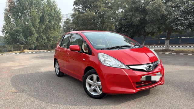 Second-hand 2012 Honda Jazz Select Edition for sale in Chandigarh-5