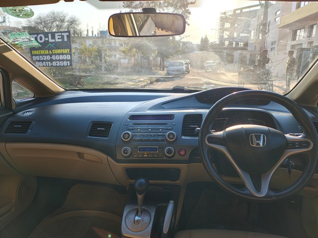 Second-hand 2011 Skoda Fabia 1.2 MPI Ambition for sale in Chandigarh-4