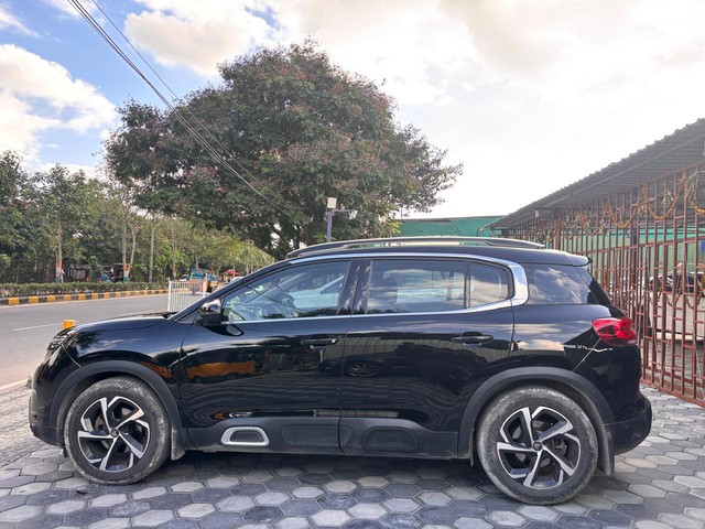 Second-hand 2021 Citroen C5 Aircross Shine for sale in Hyderabad-3