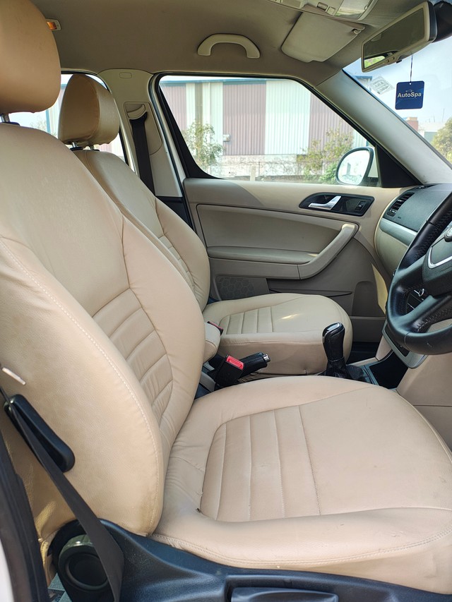 Skoda Yeti Ambiente Second-hand 2012 Skoda Yeti Ambiente for sale in Chandigarh-2