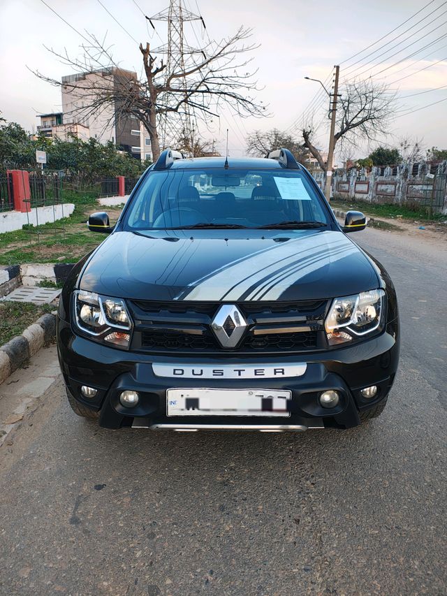 Renault Duster SANDSTORM RXS 110 PS Second-hand 2017 Renault Duster SANDSTORM RXS 110 PS for sale in Chandigarh