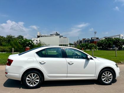 Used Elegance 2.0 TDI AT