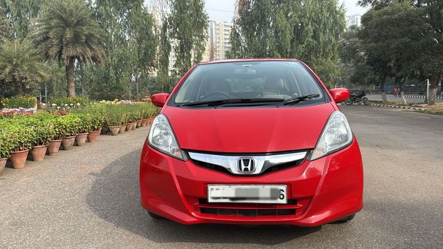Honda Jazz S Second-hand 2012 Honda Jazz S for sale in Chandigarh