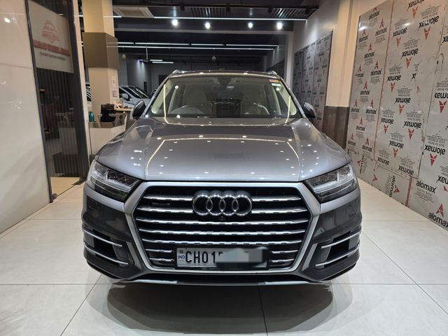 Second-hand 2018 Audi Q7 45 TDI Quattro Technology for sale in Chandigarh