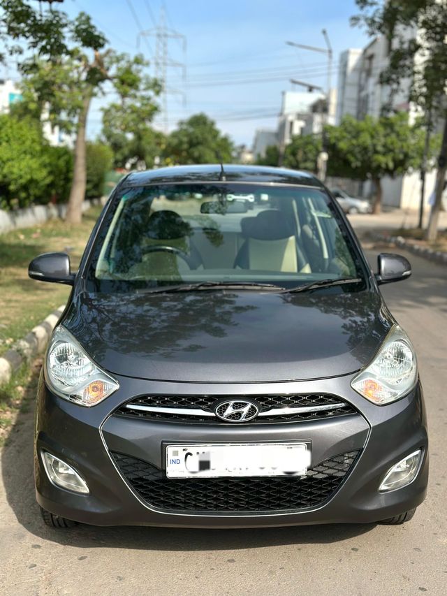 Hyundai i10 एस्टा Second-hand 2012 Hyundai i10 एस्टा for sale in Chandigarh