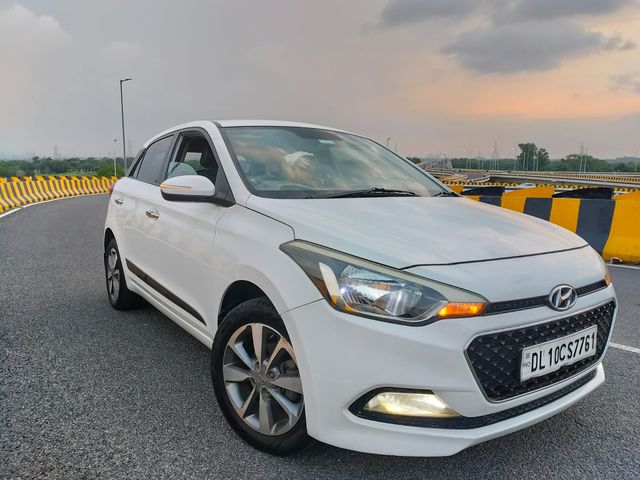 Hyundai i20 1.2 Anniversary Edition Second-hand 2015 Hyundai i20 1.2 Anniversary Edition for sale in New Delhi