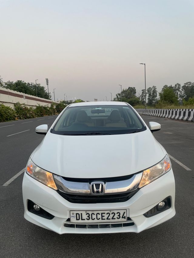 Honda City i VTEC V Second-hand 2016 Honda City i VTEC V for sale in New Delhi