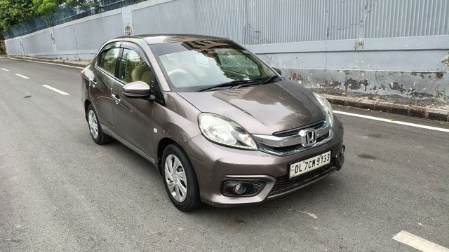 Honda Amaze S i-VTEC Second-hand 2017 Honda Amaze S i-VTEC for sale in New Delhi