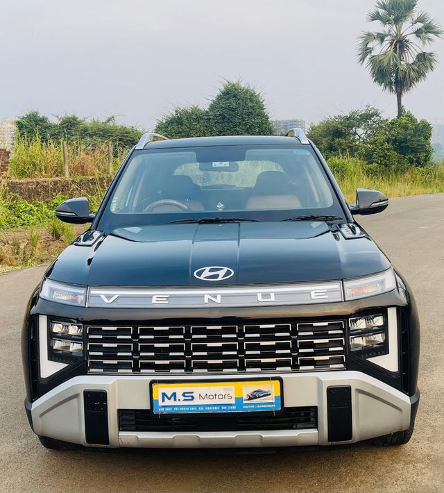 Hyundai Venue एचएक्स 5 प्लस Second-hand 2026 Hyundai Venue एचएक्स 5 प्लस for sale in Kalyan